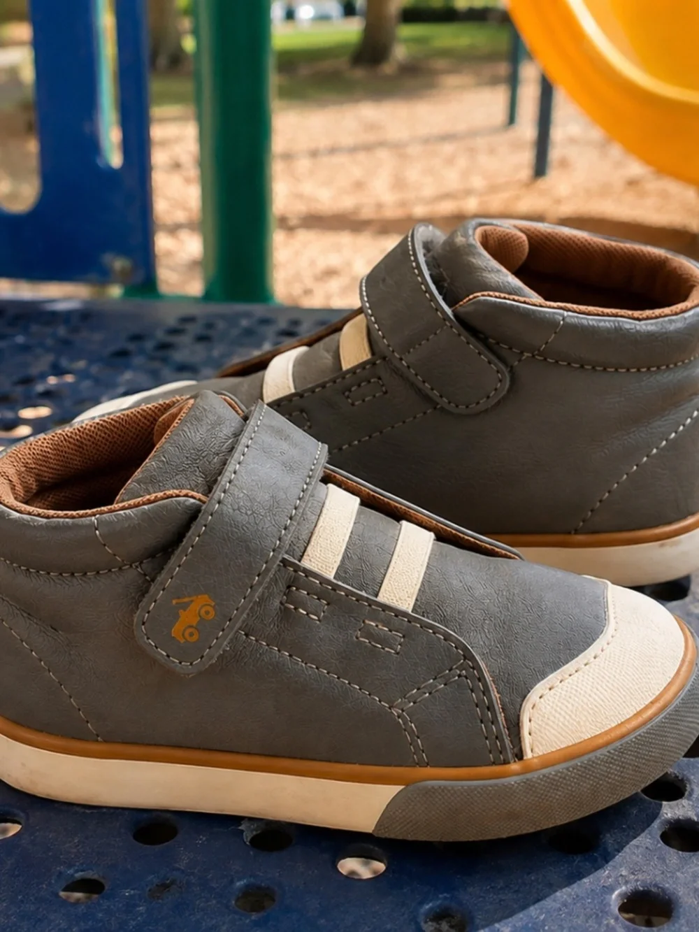 See Kai Run Toddler High-Top Sneakers – Gray – Size US 9